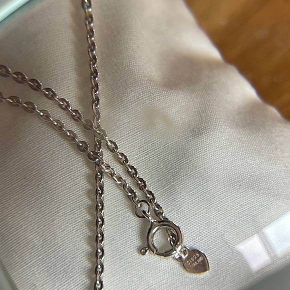 925 stamped Silver Horseshoe necklace with gemstones - Picture 3 of 3